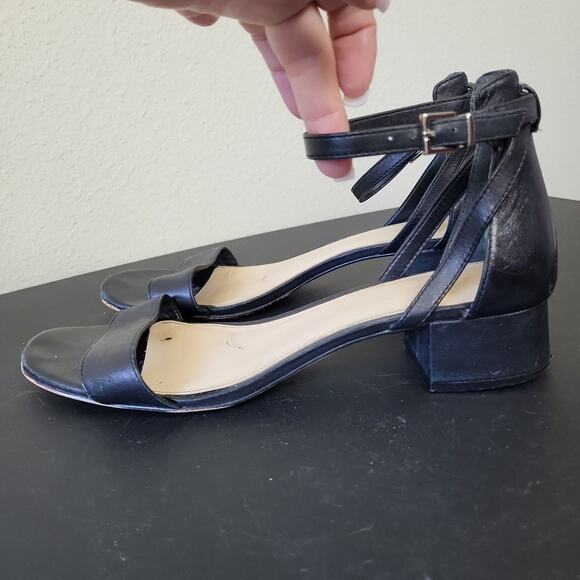 Vince Camuto Womens Black Open Toe Ankle Strap Block Chunky Heels Sandals Sz 9M - Picture 1 of 6